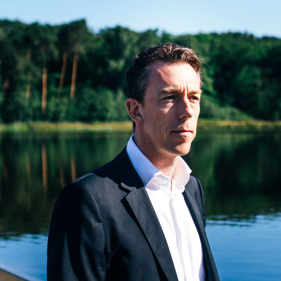 Portrait of Dominique Kelder