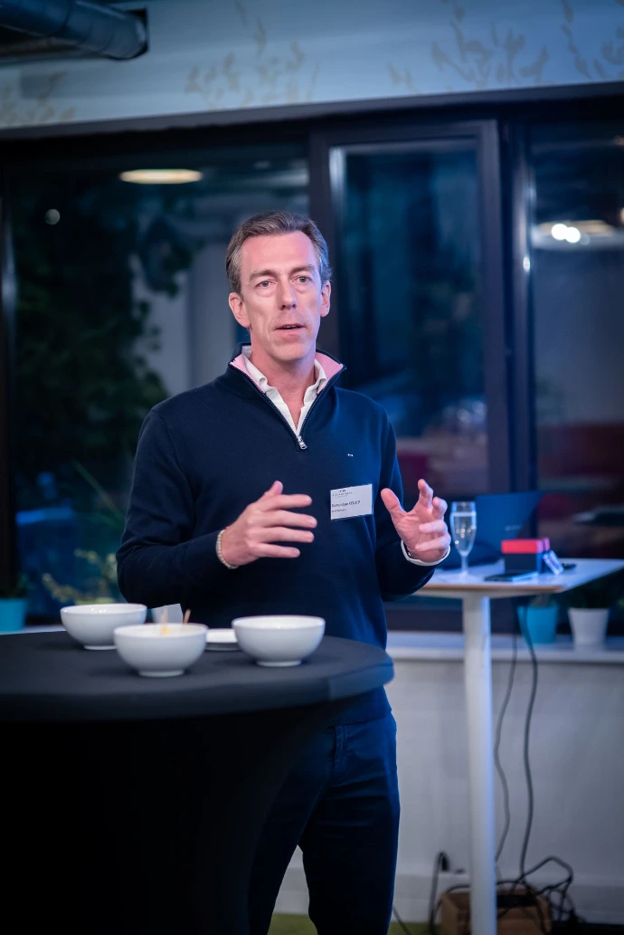 Dominique Kelder is the founder and managing director at ELVI Partners